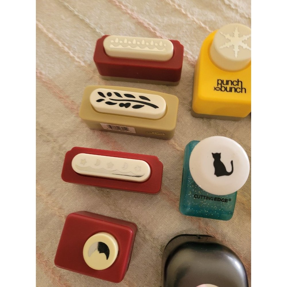 COPY - Arts & Crafts Punches - Picture 3 of 4